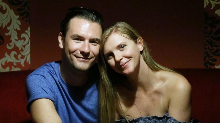 A színpadon is szerelembe esik Menczel Andi és Krausz Gergő hír képe A színpadon is szerelembe esik Menczel Andi és Krausz Gergő hír képe