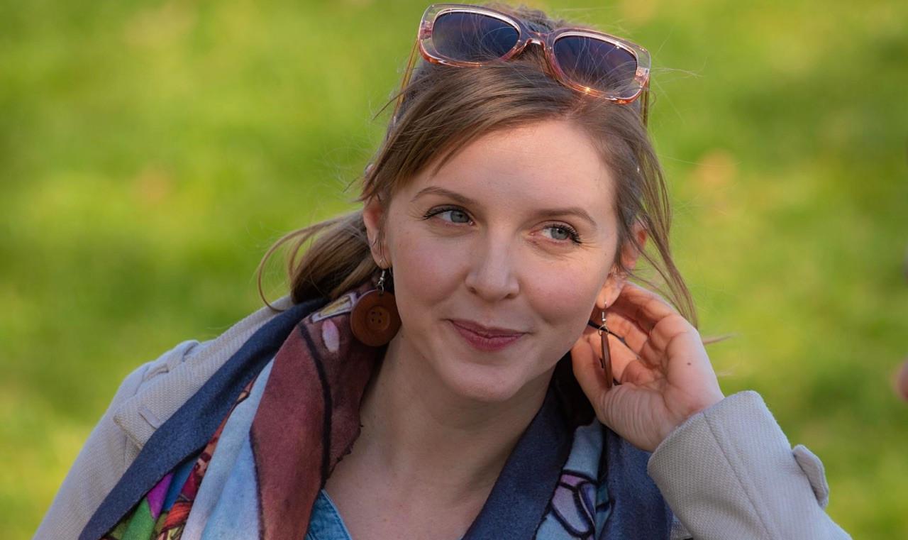 Egy szegedi színésznő, akinek a hangjába még a Marvelnél is beleszerettek hír képe Egy szegedi színésznő, akinek a hangjába még a Marvelnél is beleszerettek hír képe