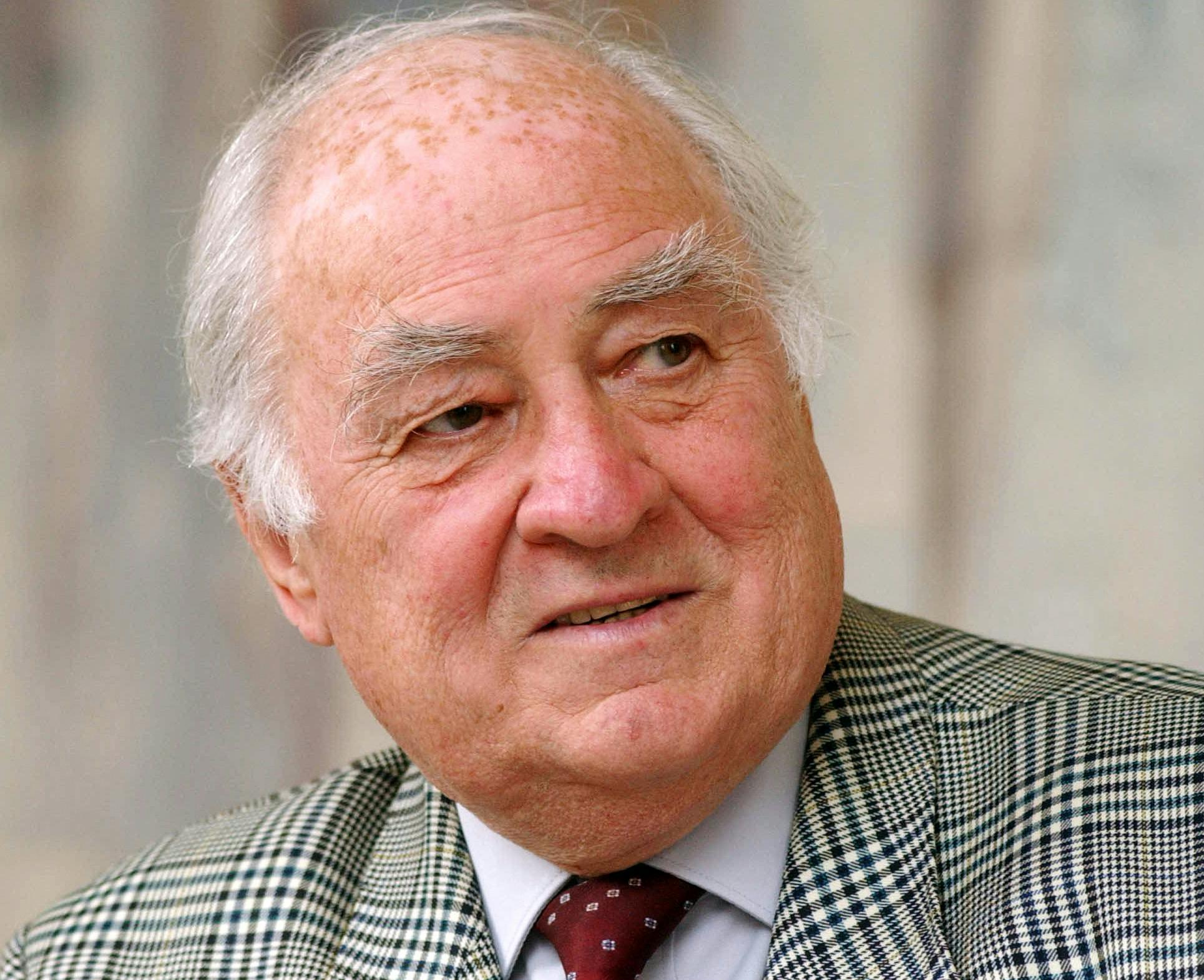 Elhunyt Gyimesi Kálmán hír képe Elhunyt Gyimesi Kálmán hír képe