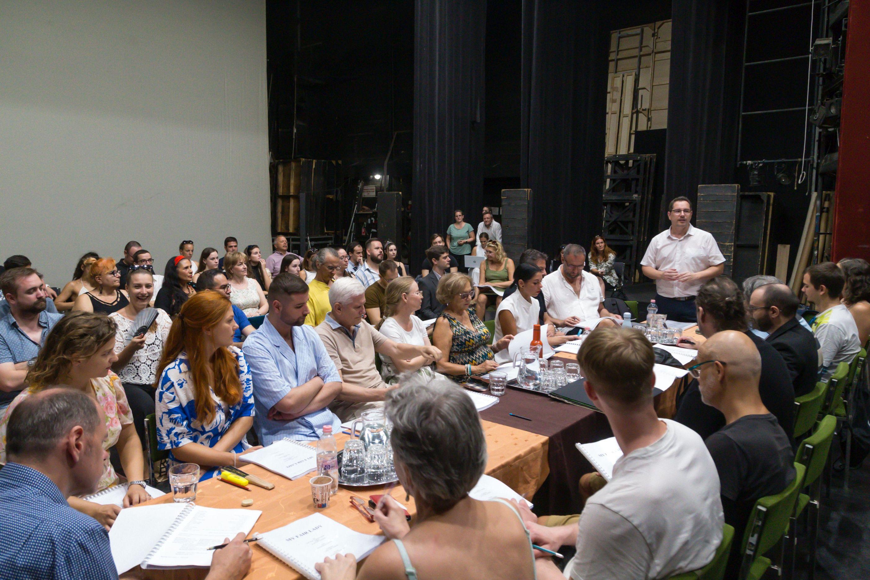 Évadnyitó és olvasópróba a Szegedi Nemzetiben fotógaléria képe 4 Évadnyitó és olvasópróba a Szegedi Nemzetiben fotógaléria képe 4