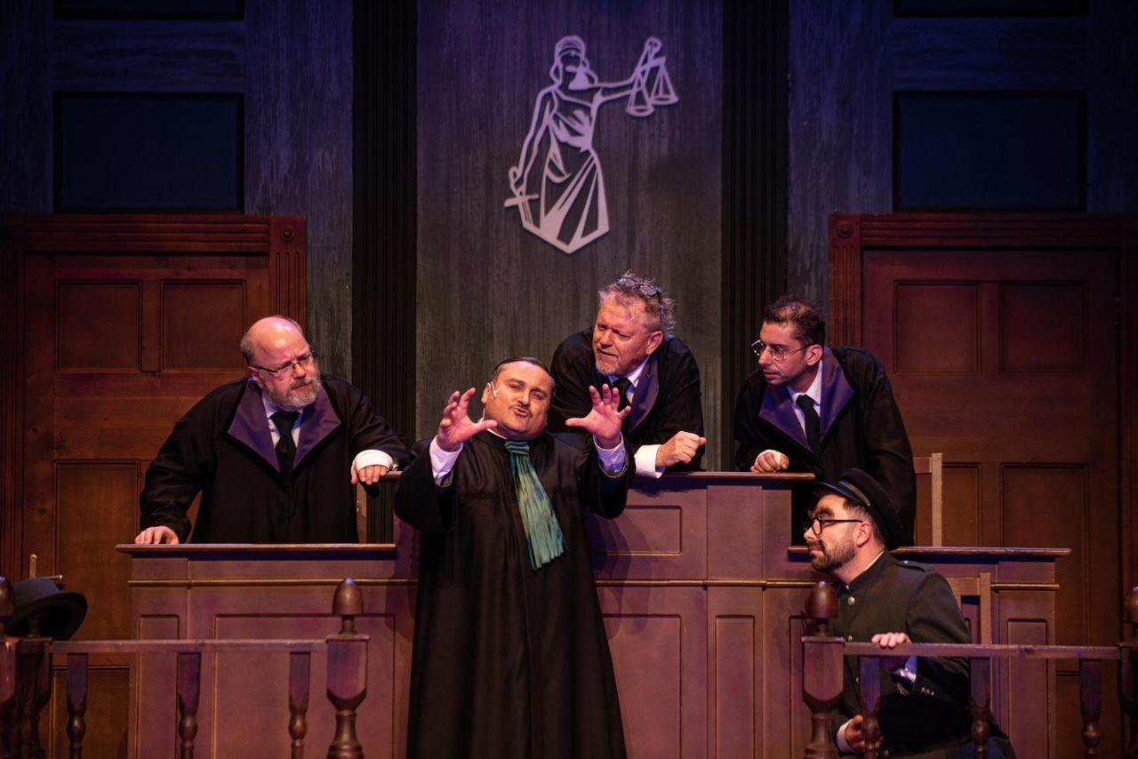 Gömöri Krisztián: Pofán csapott Doktor Sáfrány szerepe hír képe Gömöri Krisztián: Pofán csapott Doktor Sáfrány szerepe hír képe