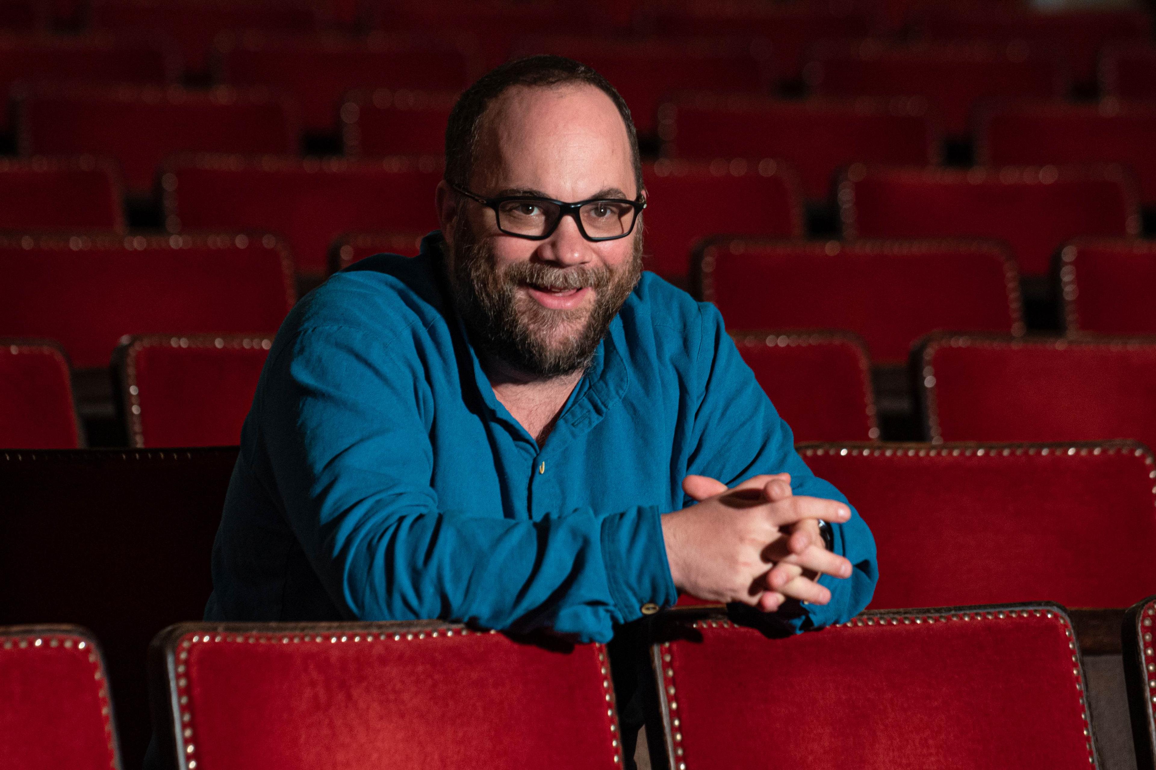 Göttinger Pál rendező: Ha kitunkoljuk a szereplők lelke mélyén felgyülemlő szaftokat, már az puszta élvezet lesz hír képe Göttinger Pál rendező: Ha kitunkoljuk a szereplők lelke mélyén felgyülemlő szaftokat, már az puszta élvezet lesz hír képe