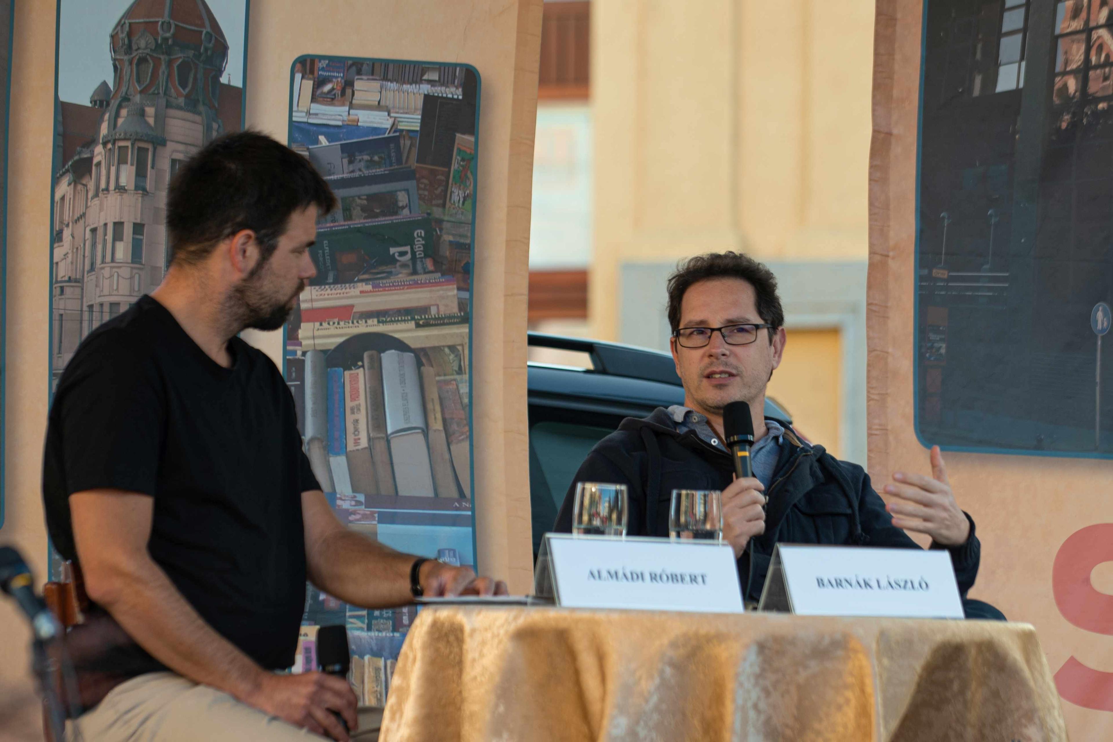 Könyvheti beszélgetés Barnák Lászlóval fotógaléria képe 4 Könyvheti beszélgetés Barnák Lászlóval fotógaléria képe 4