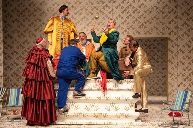 „Magyarország egy vágóhíd, csak sokkal több benne a marha” hír képe „Magyarország egy vágóhíd, csak sokkal több benne a marha” hír képe