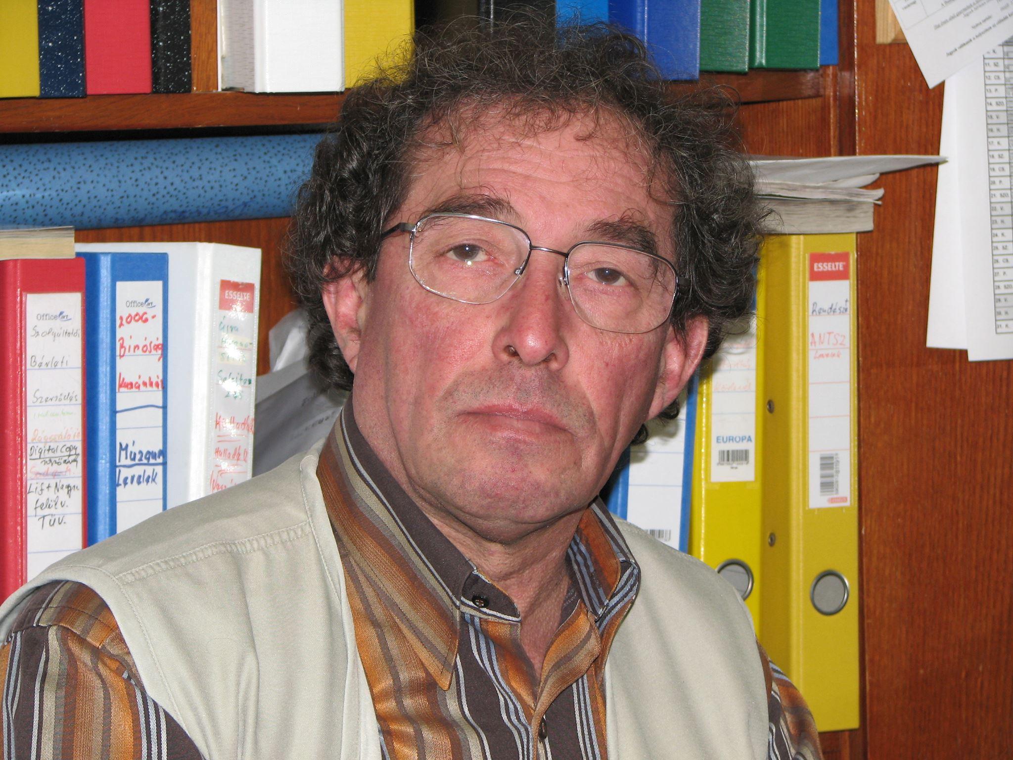 Szeretett kollégánktól búcsúzunk! hír képe Szeretett kollégánktól búcsúzunk! hír képe