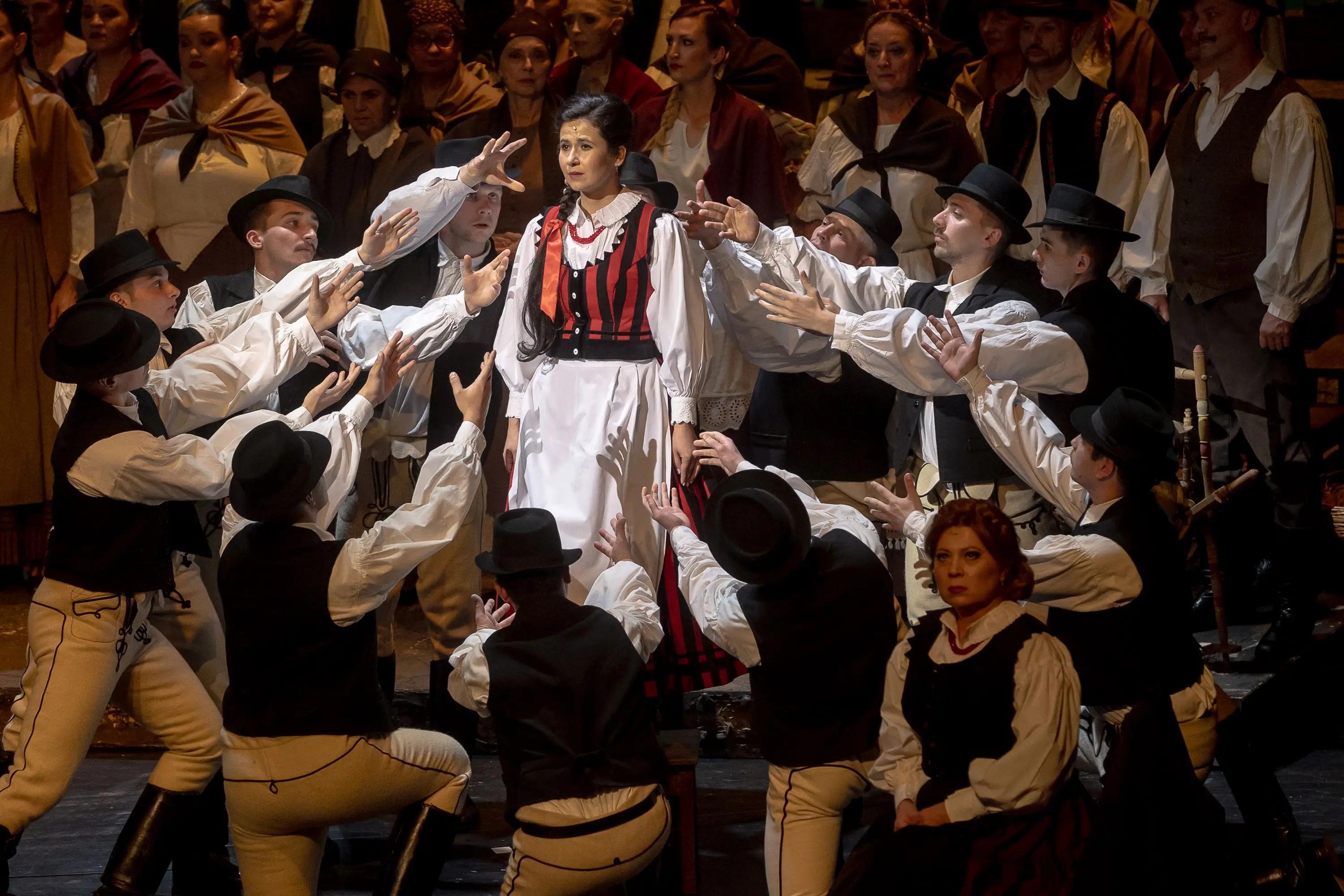 A Nemzeti Színházban mutatták be a VISzEM program díszelőadását 1 A Nemzeti Színházban mutatták be a VISzEM program díszelőadását 1