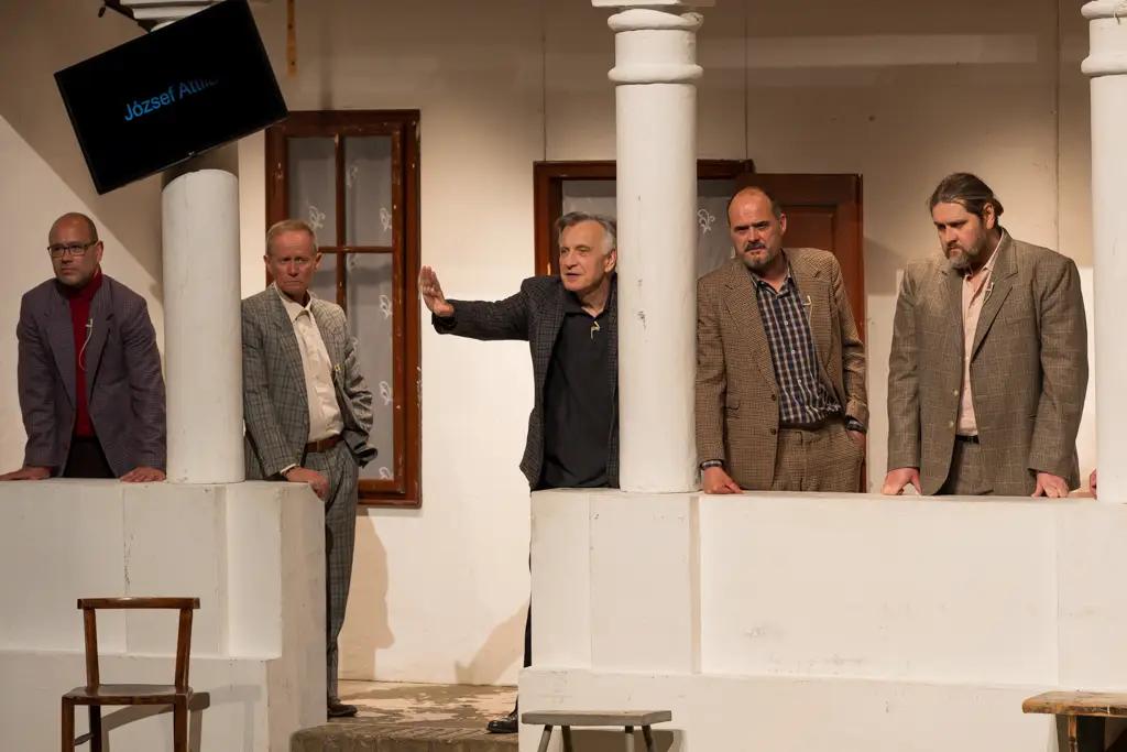 Anyám tyúkja (1.) 3 Anyám tyúkja (1.) 3