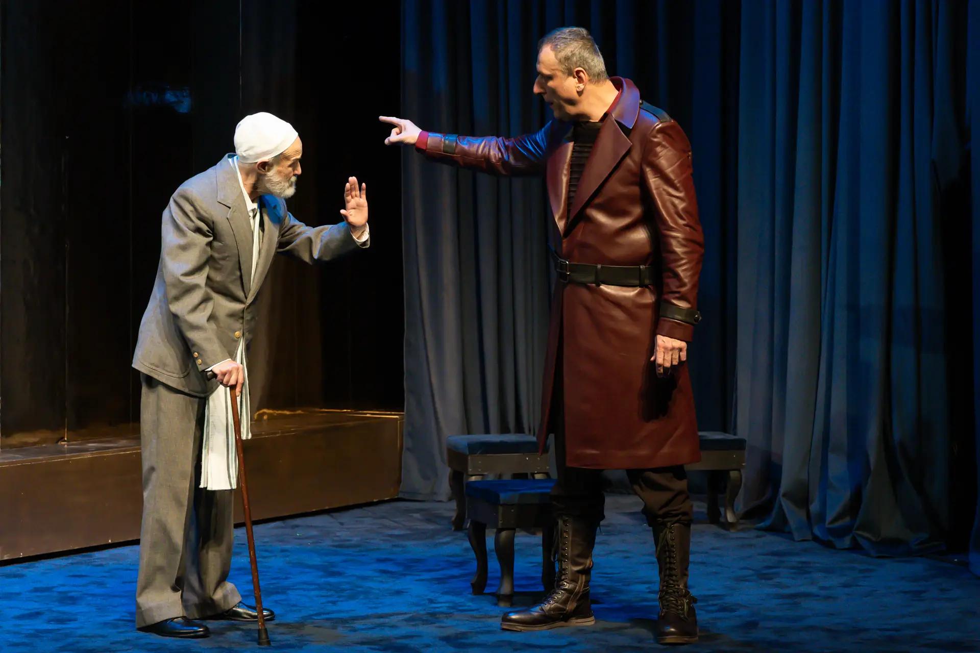 Caligula helytartója fotógaléria képe 4 Caligula helytartója fotógaléria képe 4