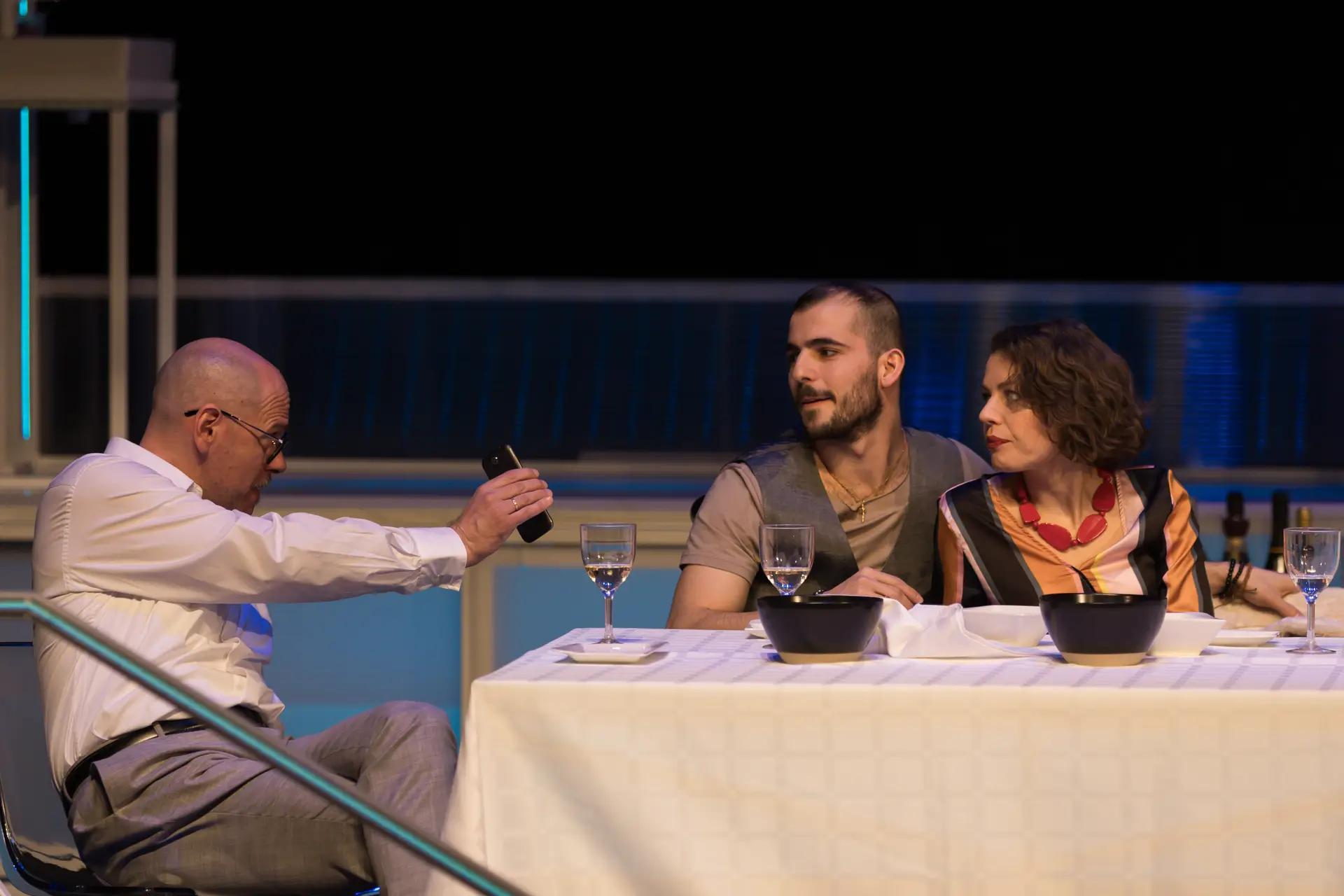 Teljesen idegenek 3 Teljesen idegenek 3