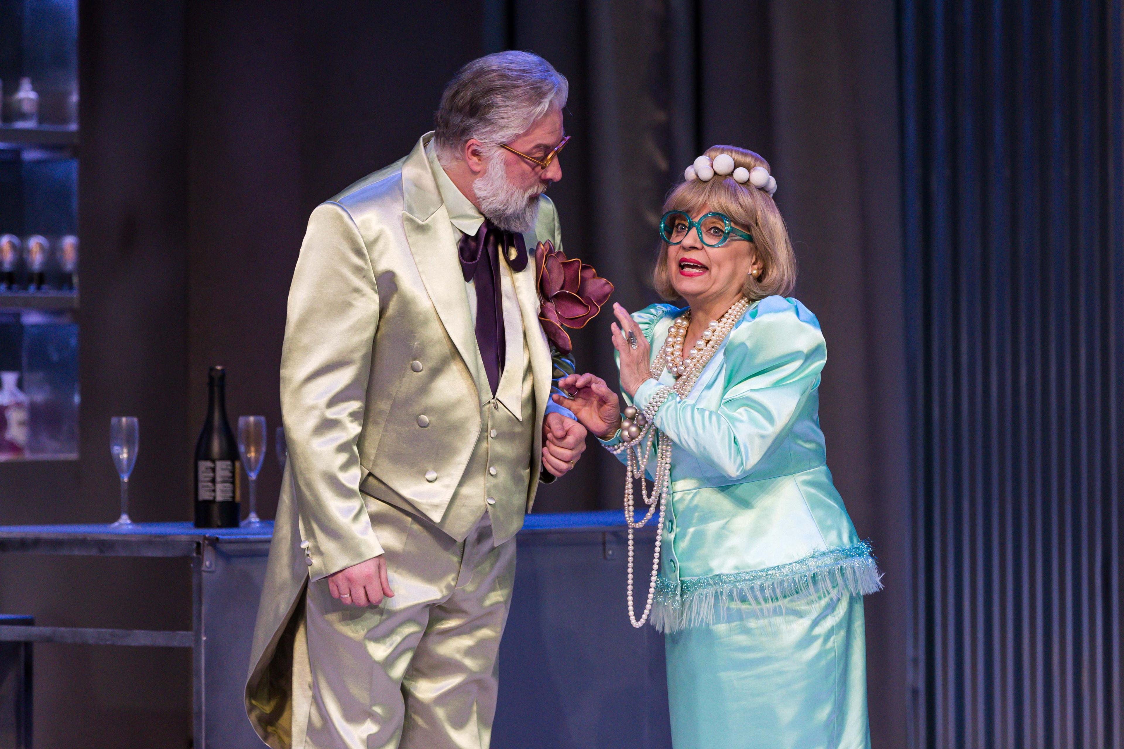 A csengő / Rita fotógaléria képe 4 A csengő / Rita fotógaléria képe 4