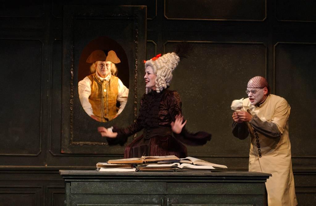 Az özvegy Karnyóné és a két szeleburdiak 4 Az özvegy Karnyóné és a két szeleburdiak 4