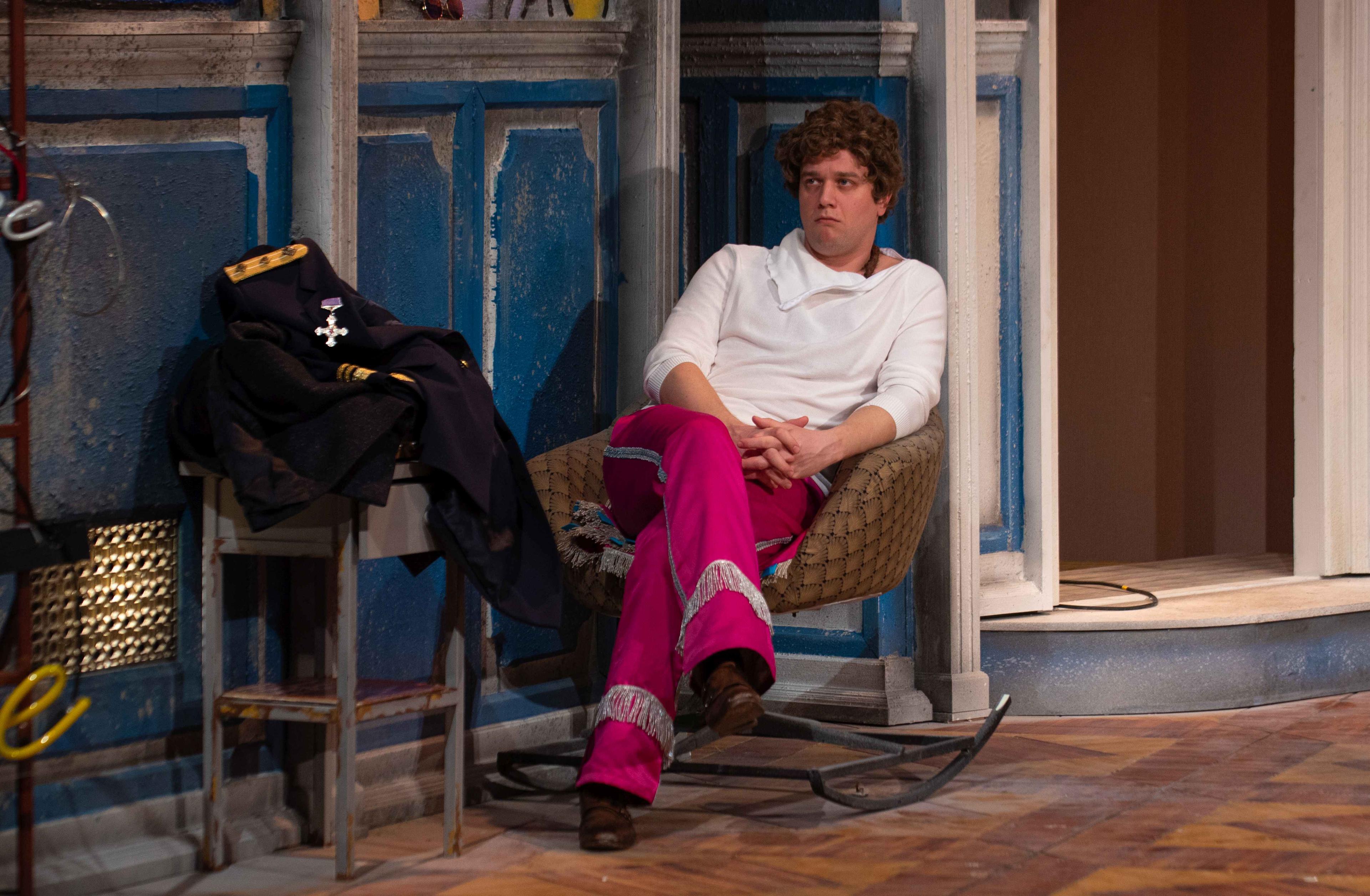 Black Comedy 2 Black Comedy 2