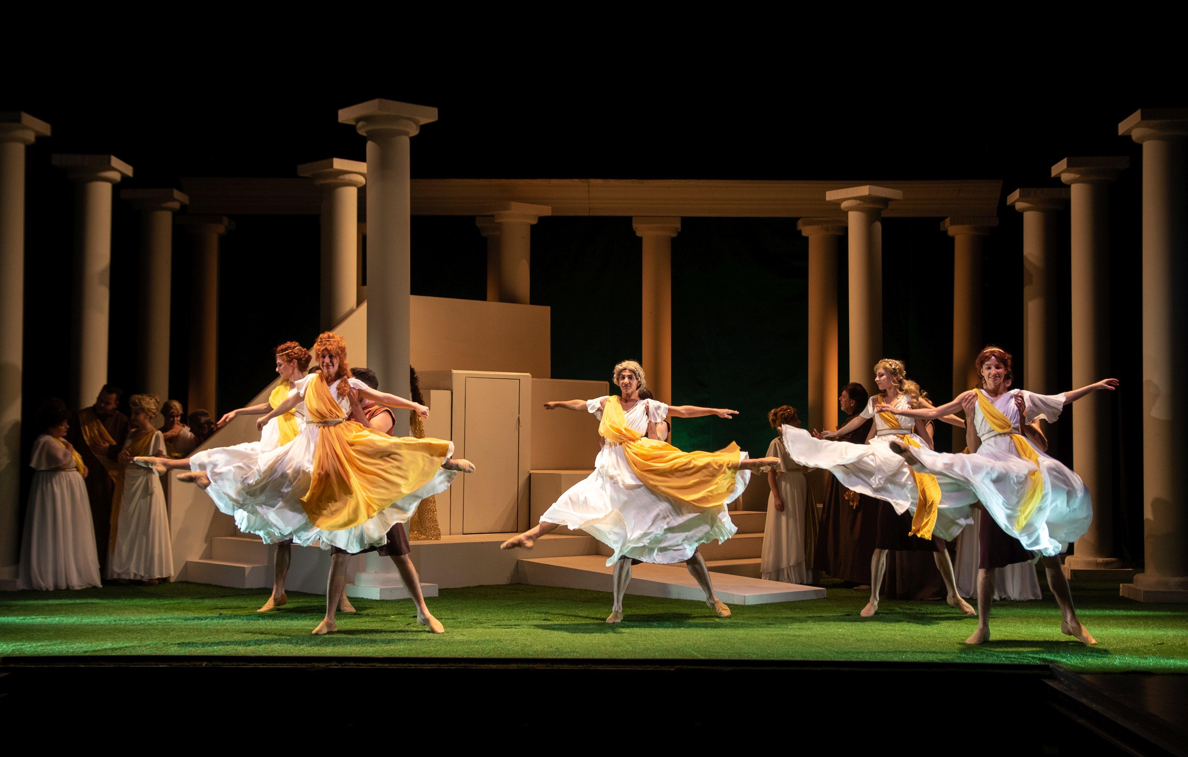 Dido és Aeneas 3 Dido és Aeneas 3