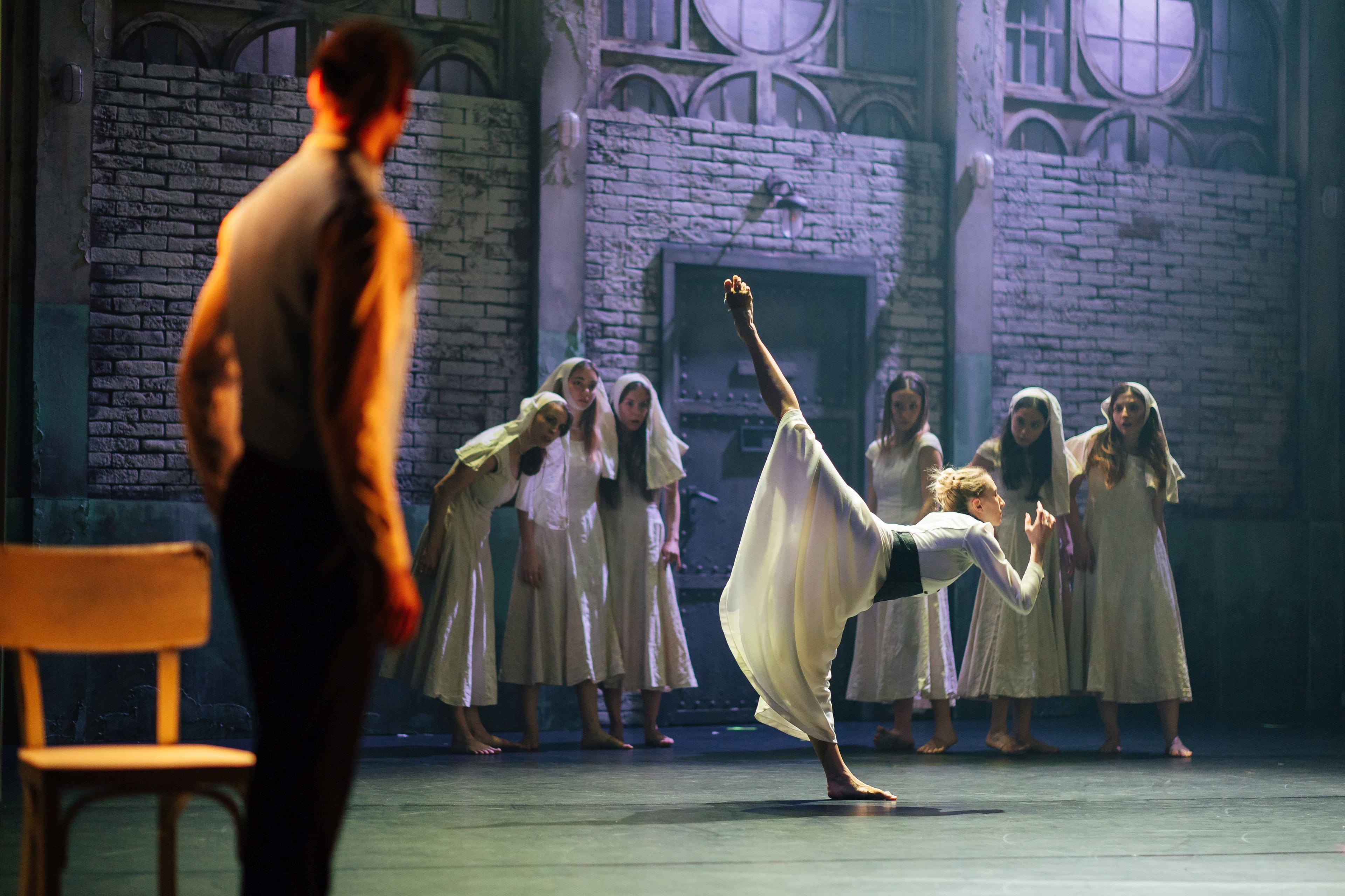 Fekete hattyú 3 Fekete hattyú 3