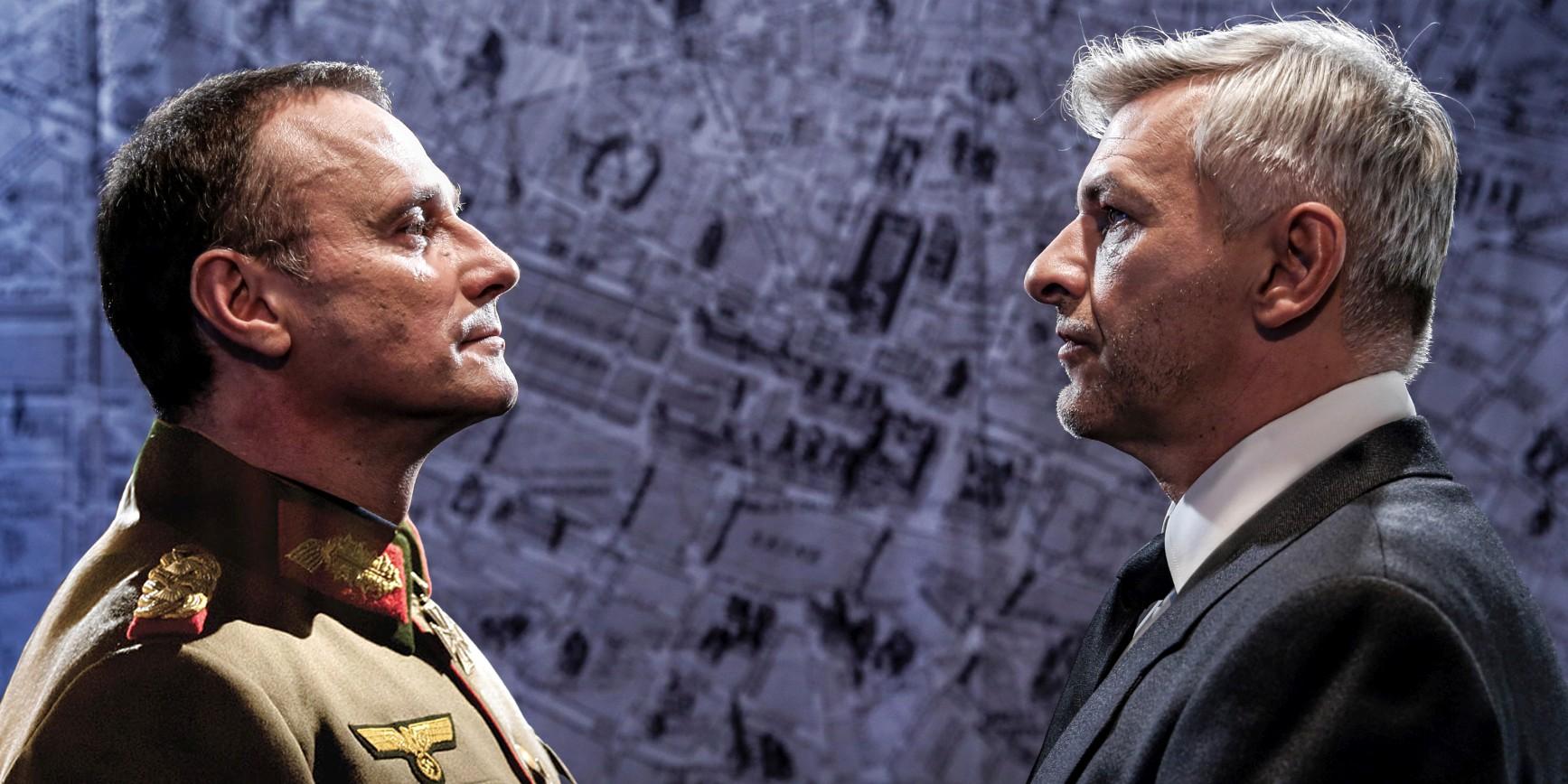 HÉTFÜ - Diplomácia