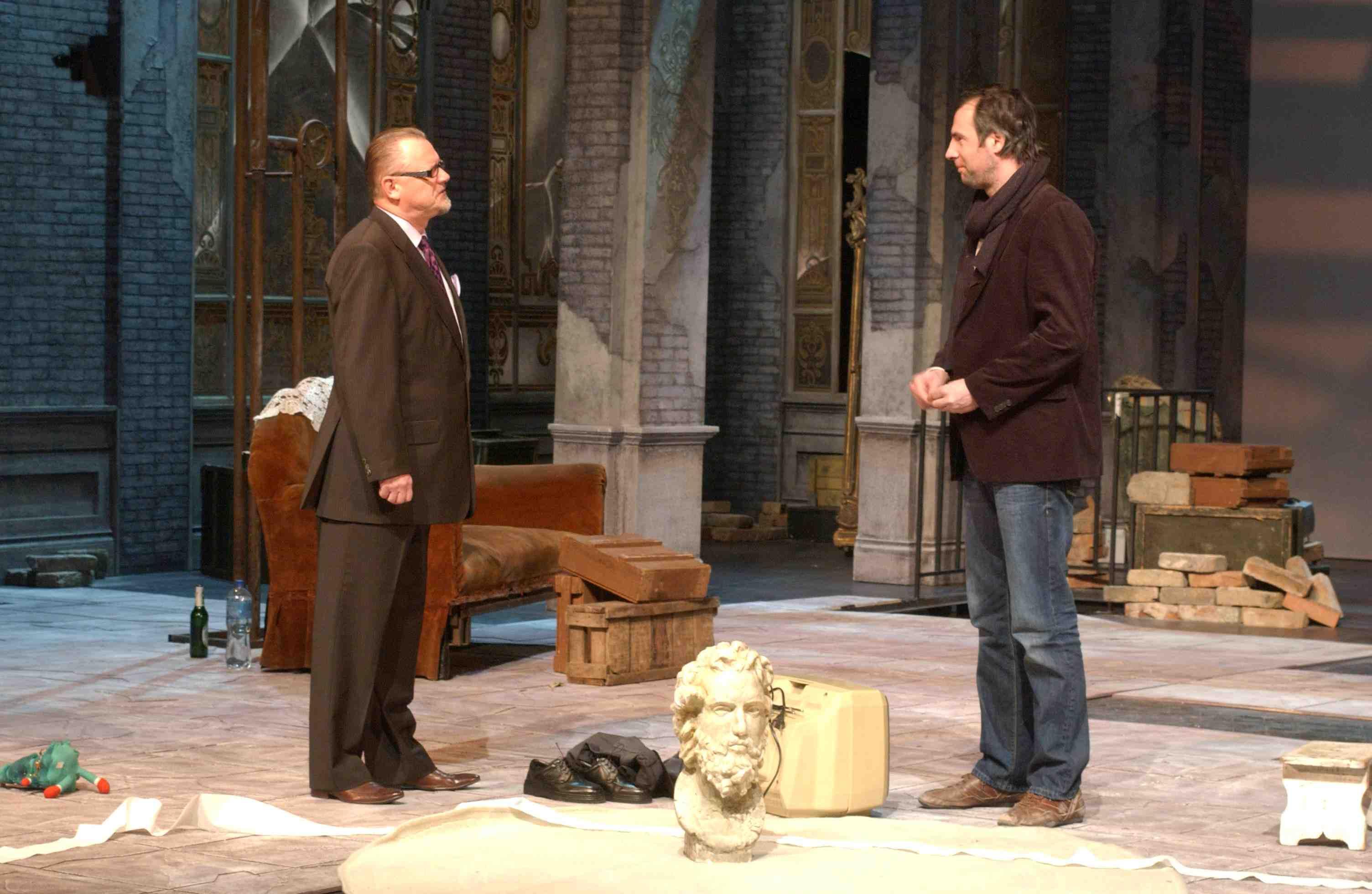 HÉTKÖZNAPI ŐRÜLETEK 2 HÉTKÖZNAPI ŐRÜLETEK 2