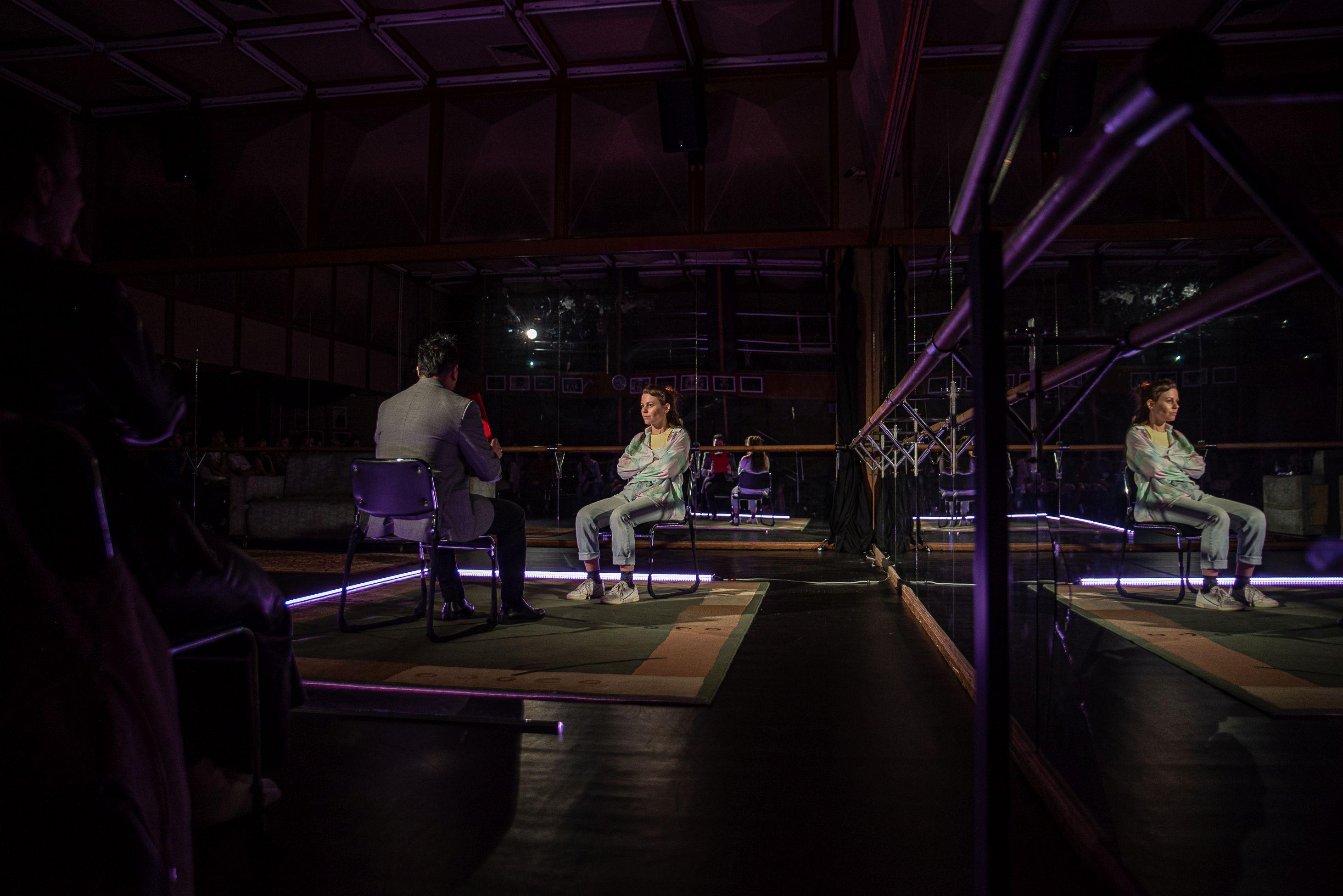 Kék Tesla 1 Kék Tesla 1