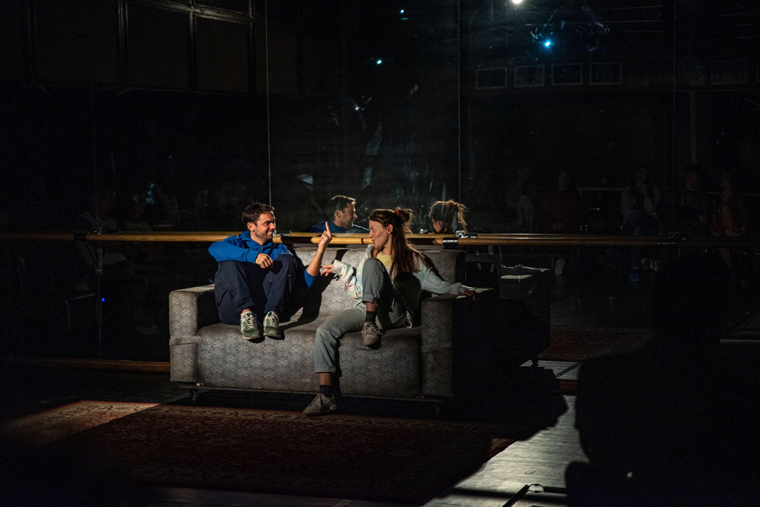 Kék Tesla 2 Kék Tesla 2