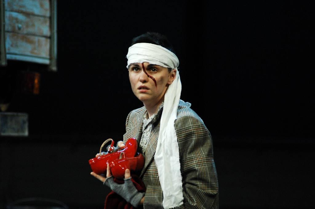 Kurázsi mama és gyermekei 4 Kurázsi mama és gyermekei 4