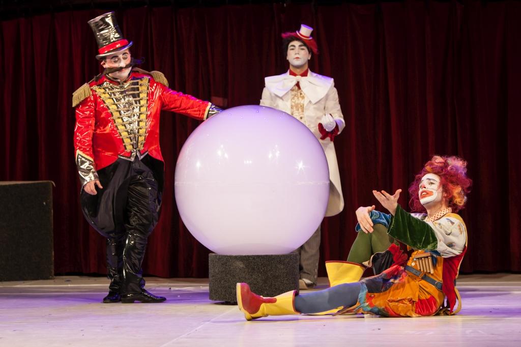 Parázsfuvolácska fotógaléria képe 4 Parázsfuvolácska fotógaléria képe 4