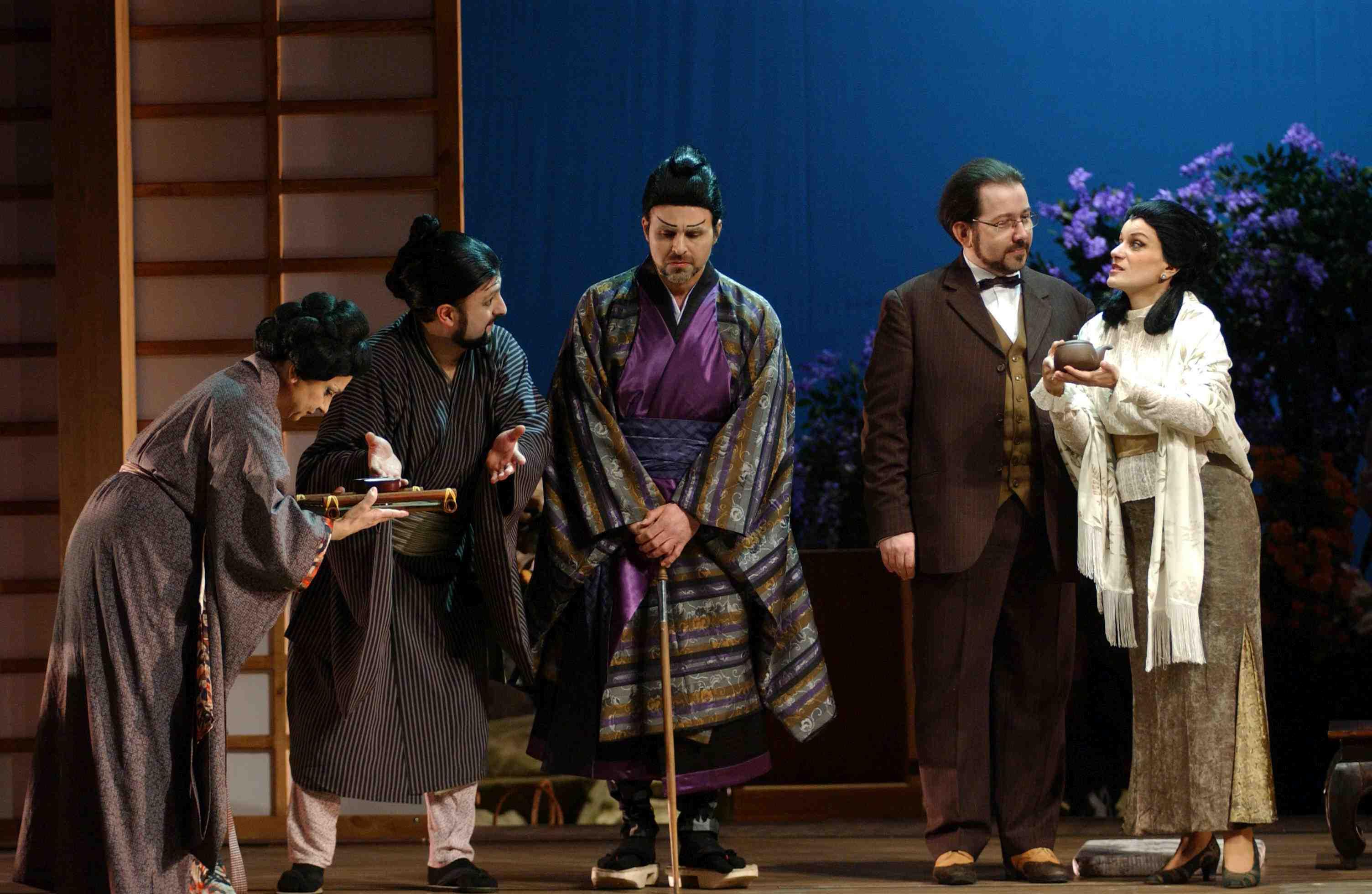 PILLANGÓKISASSZONY 3 PILLANGÓKISASSZONY 3