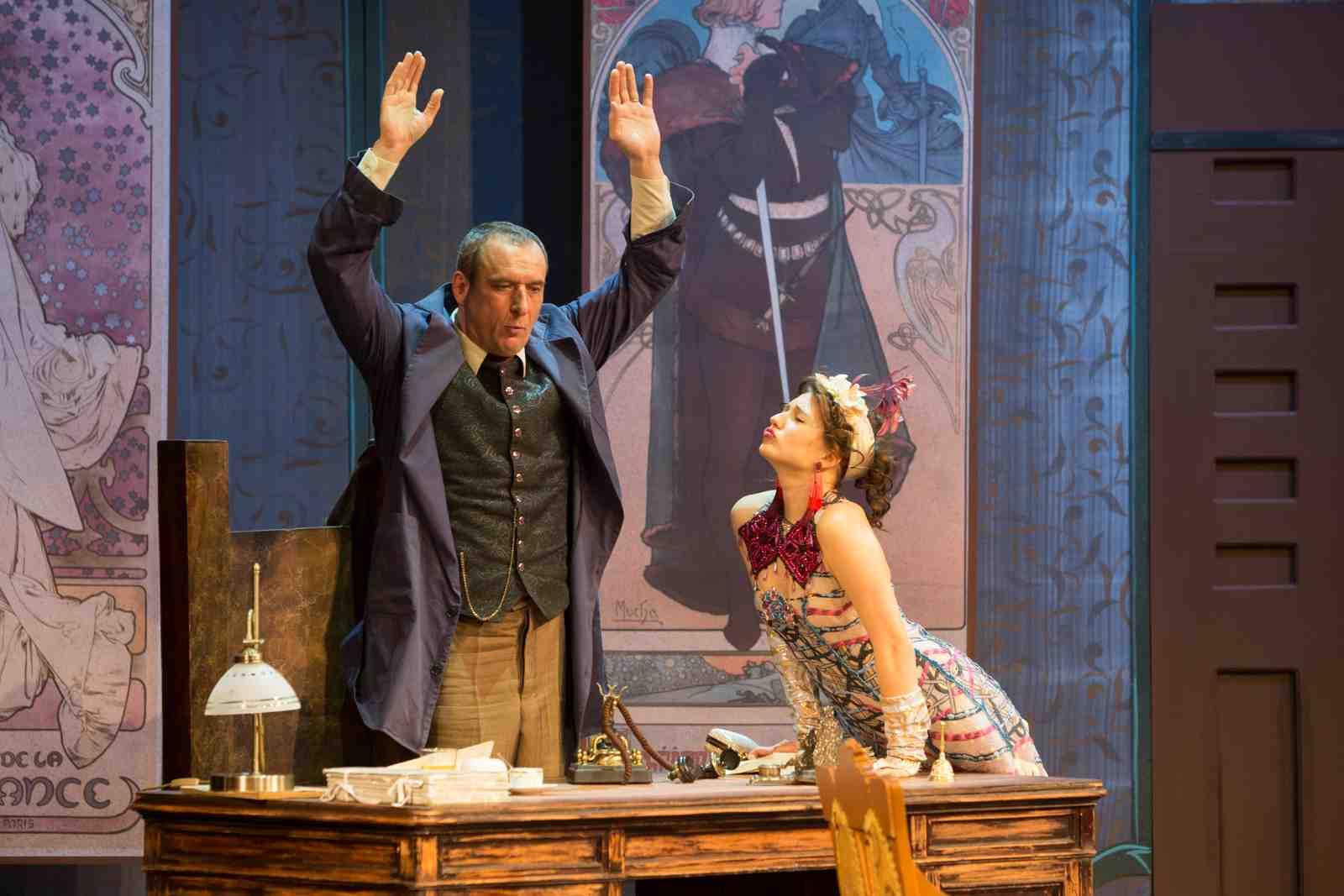 Színház / Az Ibolya 1 Színház / Az Ibolya 1