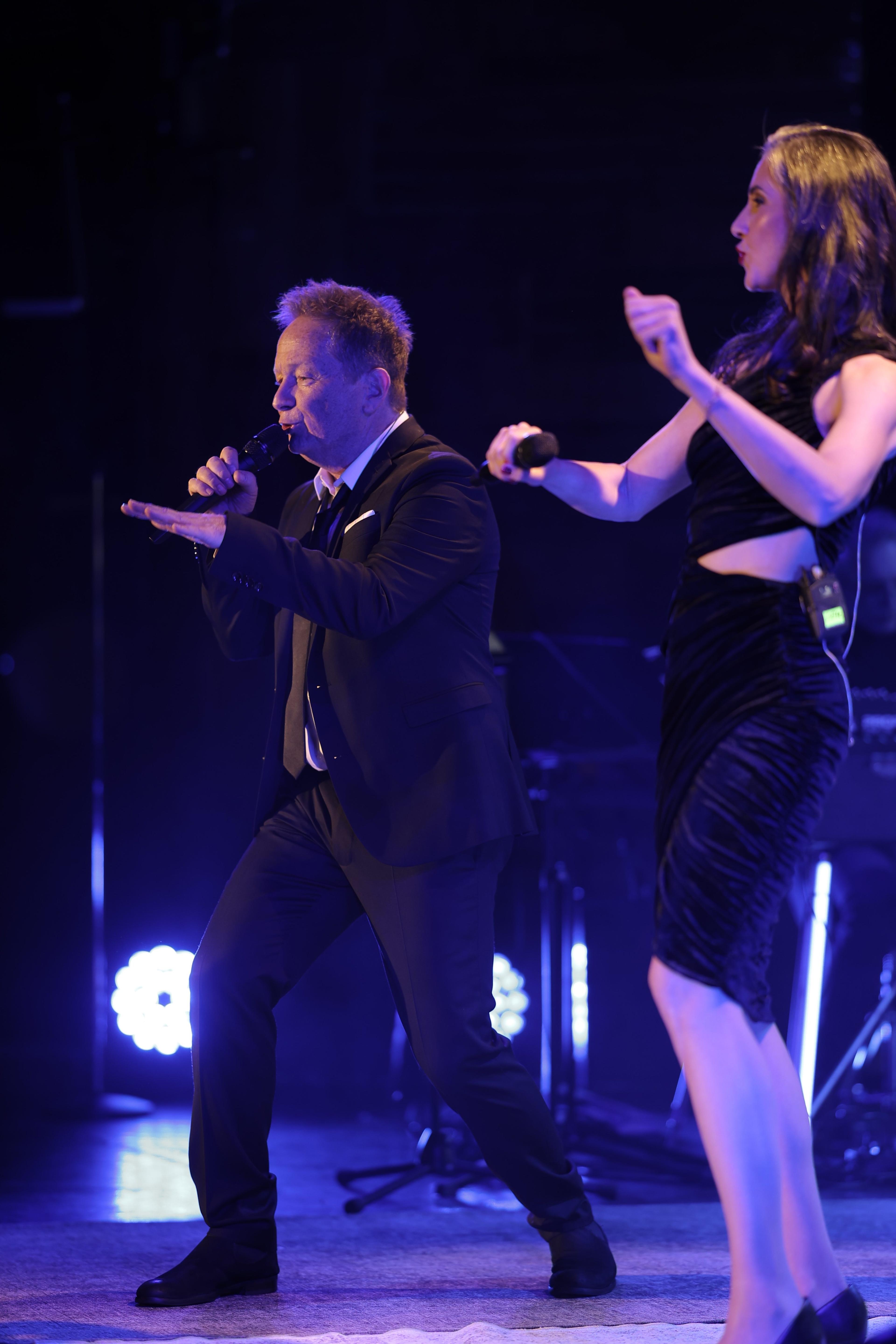 VABADABA – Geszti Péter koncert-est Váczi Eszterrel 4 VABADABA – Geszti Péter koncert-est Váczi Eszterrel 4