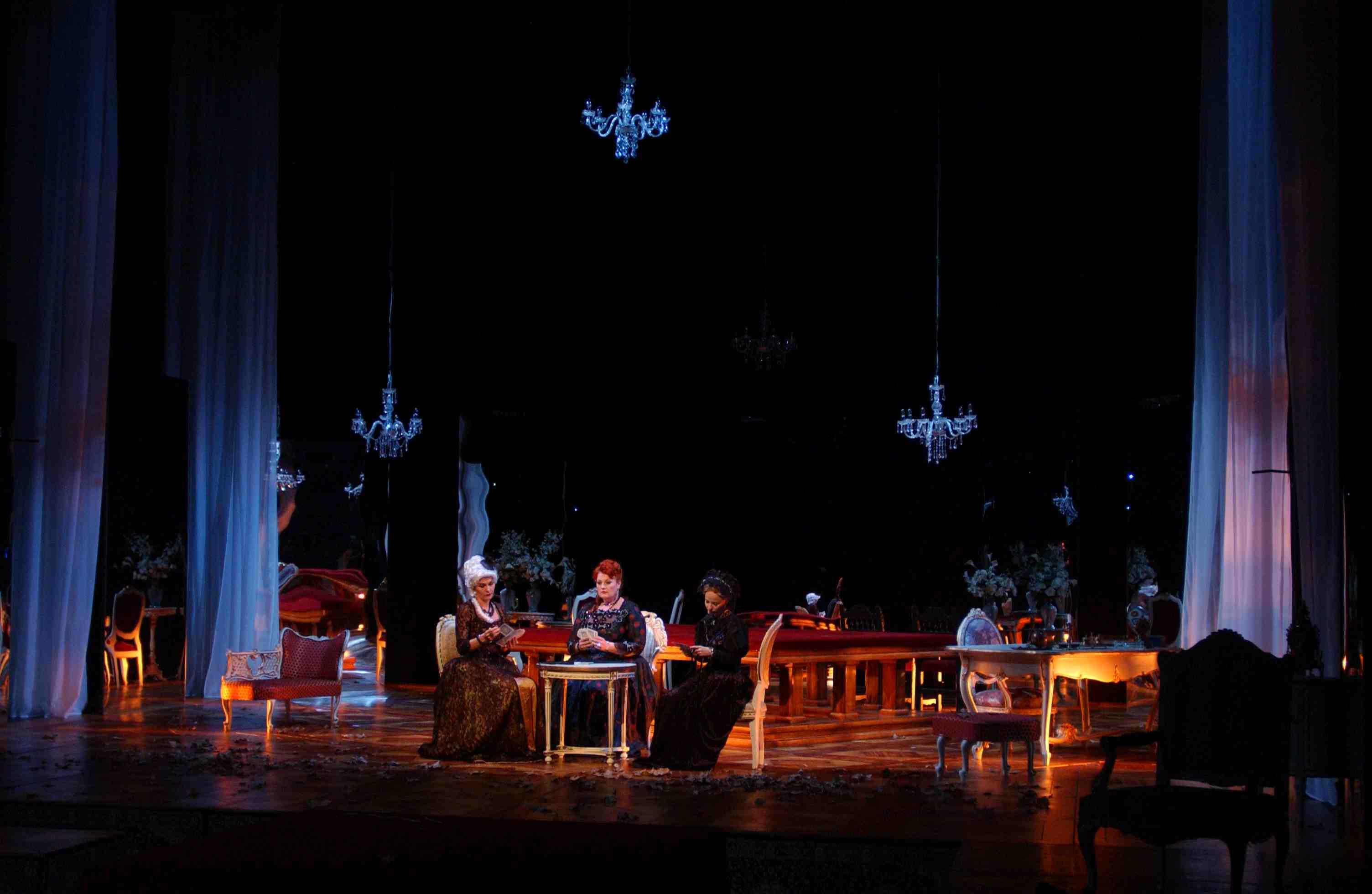 VESZEDELMES VISZONYOK 4 VESZEDELMES VISZONYOK 4